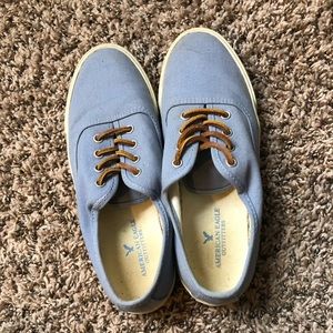 American Eagle 🦅 canvas shoes